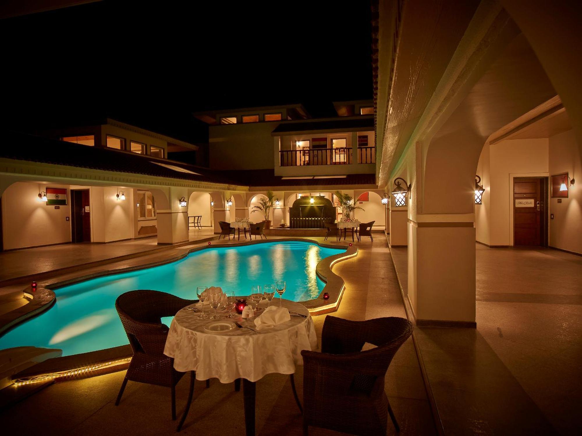 Neonz Resort & Club Anand Exterior photo